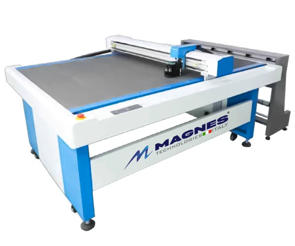 PATTERN BOARD CUTTING MACHINE